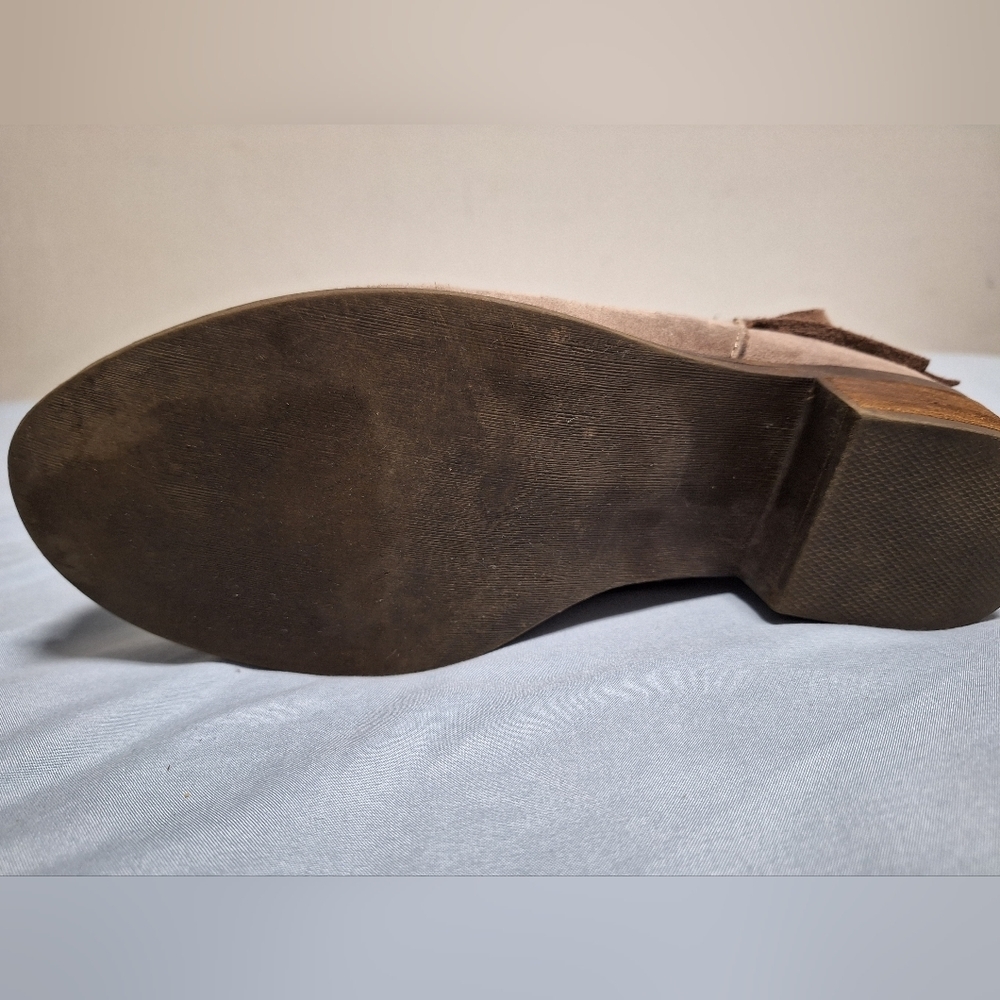 Unity By Carlos Santana Womens Booties In A Size … - image 5